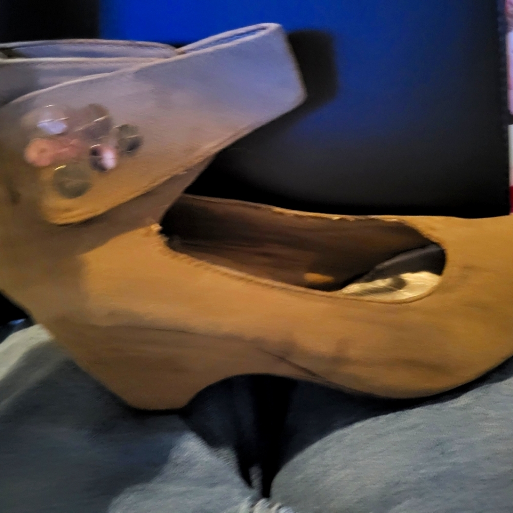 MARCO Tozzi  wedge shoe size  38